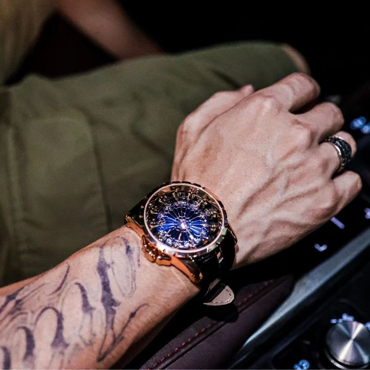Luxurious and Elegant Men's Wa - Zodiac Luxury Watch recension och pris