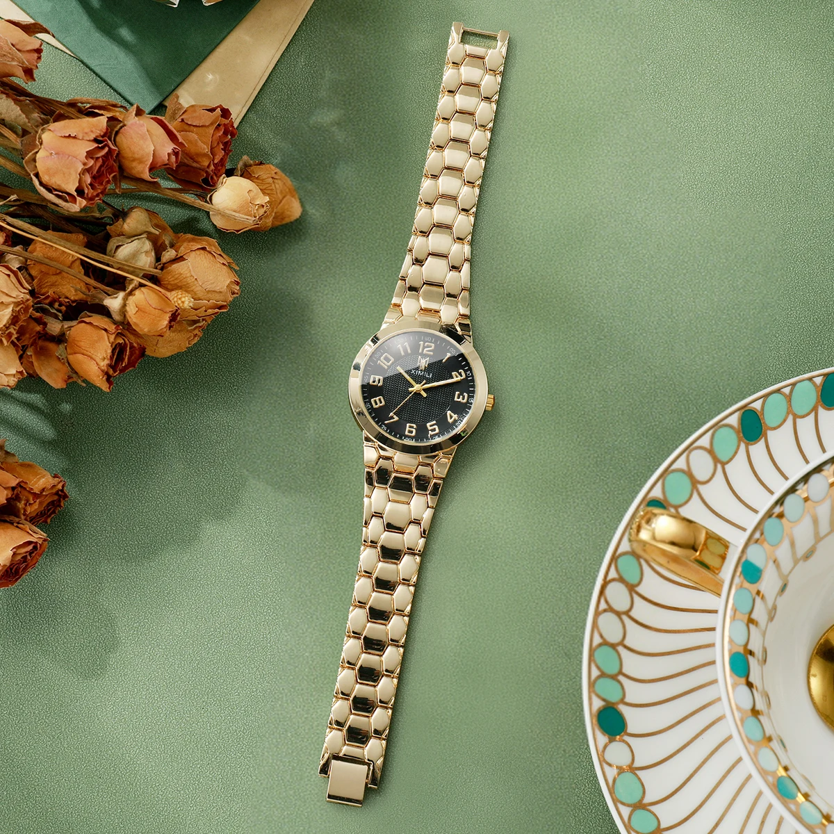 Luxury Gold Tone Women's Wrist - Luxury Watch Gold And Black recension och pris